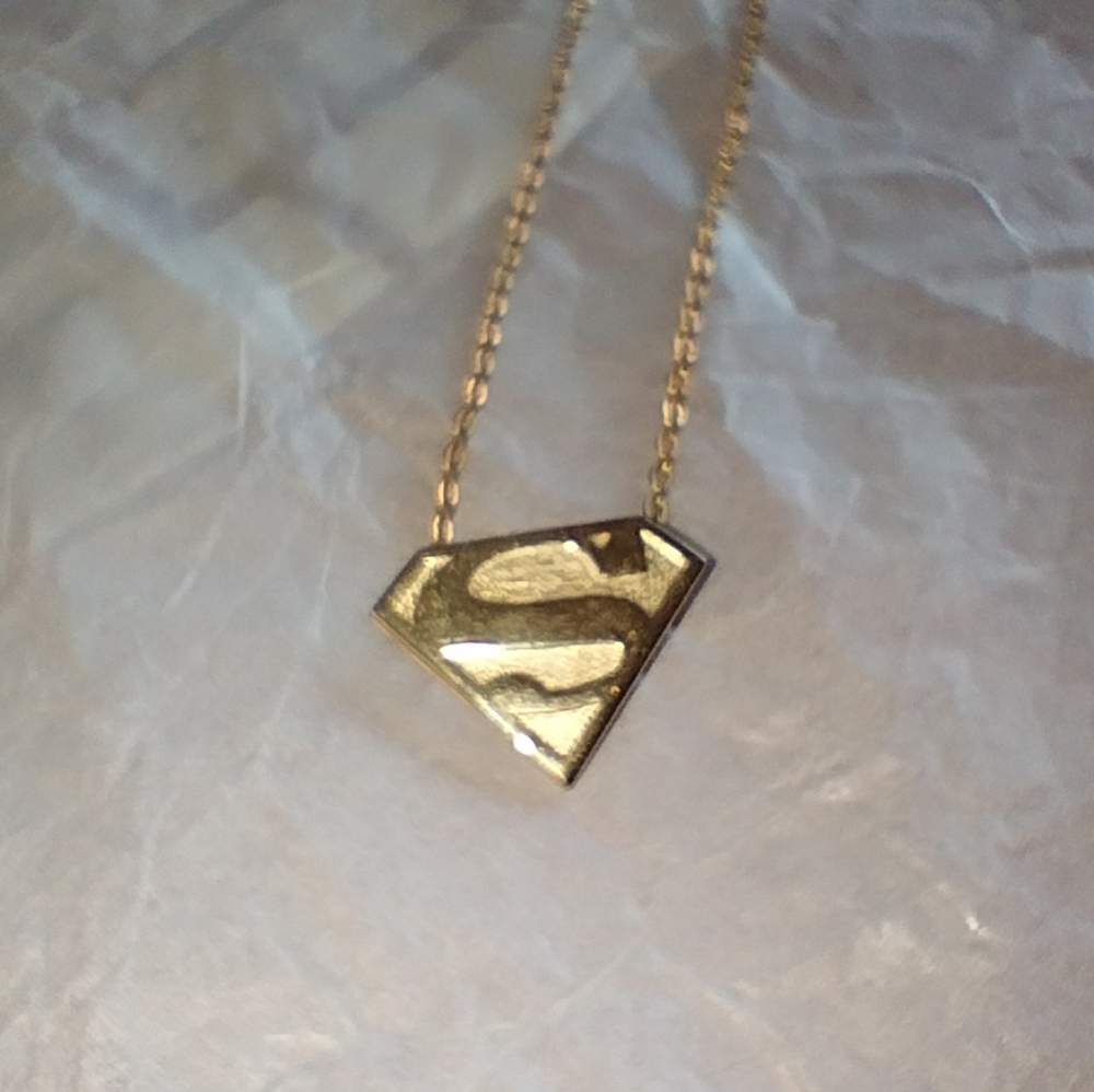 1977 DC Comics Superman Necklace